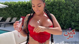 نيك طيزي لحد متجيب زيت من زبك ياعرص انتي بزازك نار ياقحبه هاتي امص فيهم شويه